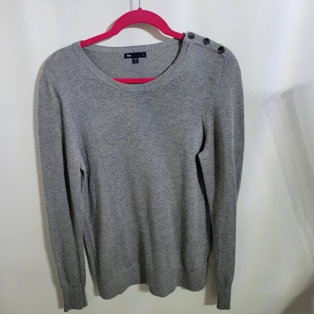 Gap Women's Gray Button Shoulder Sweater, Size Large